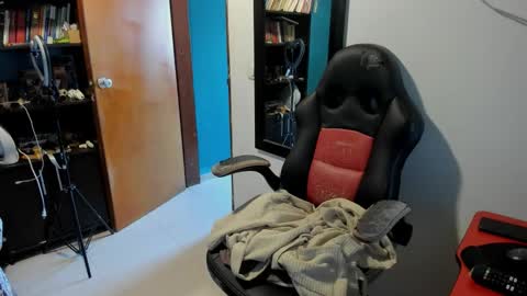 Tangerine Penaut online show from 09.09.25