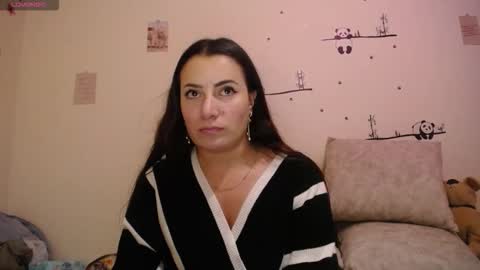 Pearl online show from 12.15.25