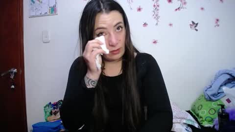 Snapshot of pearl_3 chatting on 02.05.26 Pearl online show from 02.05.26