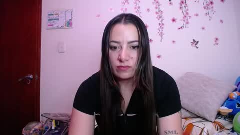 Snapshot of pearl_3 chatting on 02.25.26 Pearl online show from 02.25.26