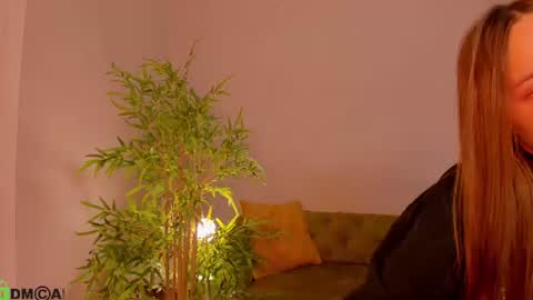 Sex Leah online show from 06.22.26