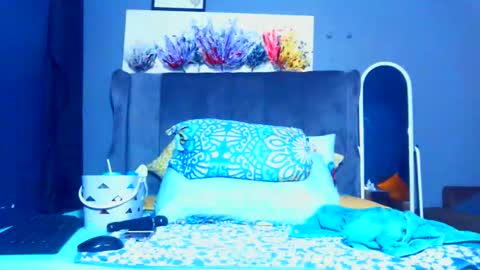 Snapshot of pearlblu38 chatting on 09.14.25 Pearl online show from 09.14.25