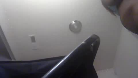 Snapshot of pebblessmith453 chatting on 12.23.25 pebblessmith453 online show from 12.23.25