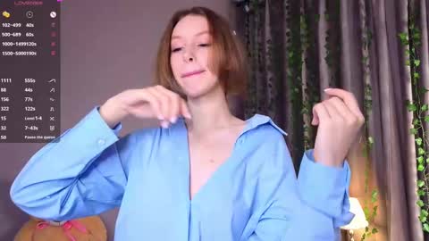 Snapshot of peek_in_my_window chatting on 02.15.25 tony online show from 02.15.25