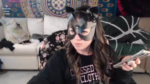 Snapshot of peekclimaxxx chatting on 12.13.24 NEXT CHILL SESH 1130 930pm -ish PEEK online show from 12.13.24