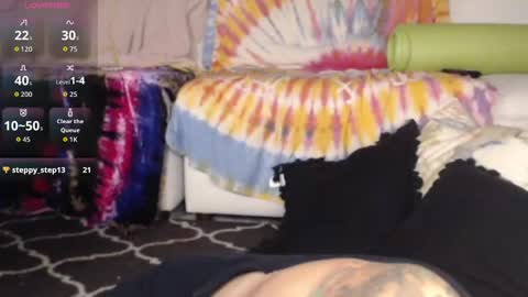 Snapshot of peekclimaxxx chatting on 09.30.25 NEXT CHILL SESH 1130 930pm -ish PEEK online show from 09.30.25