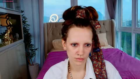 Peggy online show from 03.12.26