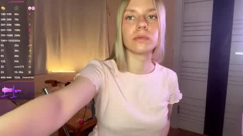 Mary online show from 11.21.25