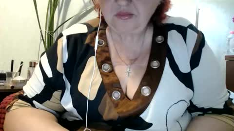 Snapshot of peggysoft chatting on 05.26.26 PeggySoft online show from 05.26.26