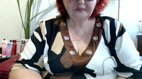 Snapshot of peggysoft chatting on 06.08.26 PeggySoft online show from 06.08.26