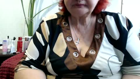 Snapshot of peggysoft chatting on 06.14.26 PeggySoft online show from 06.14.26