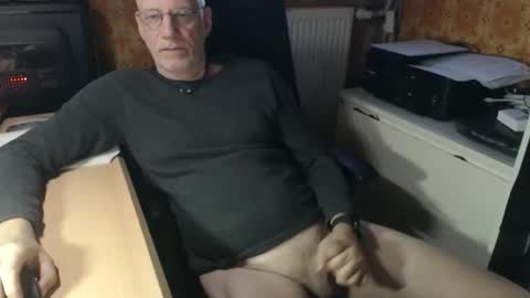 Pemue65 online show from 11.12.25