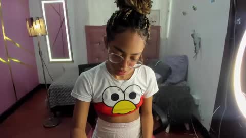 peneelopeecute online show from 12.30.24