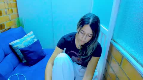 Penelope online show from 02.04.25