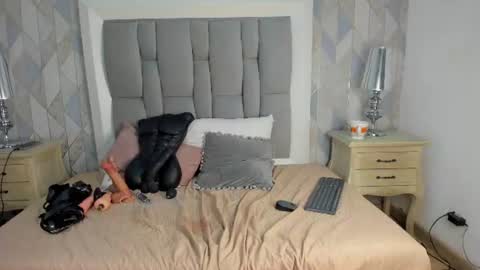  Penelope  online show from 06.25.26