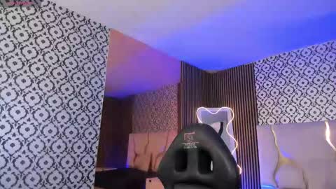 penelope online show from 12.19.25