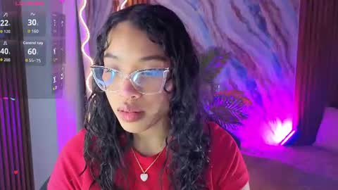 Snapshot of penelope_tay chatting on 06.17.26 penelope online show from 06.17.26