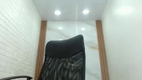 Penelopee Rouse online show from 10.14.25