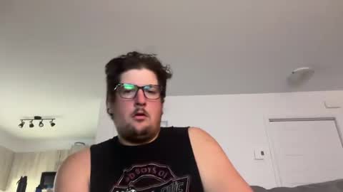 Snapshot of penisdansvulve chatting on 09.25.25 randysavage online show from 09.25.25