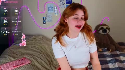 Snapshot of penny_staar chatting on 02.25.25 Penny staar online show from 02.25.25