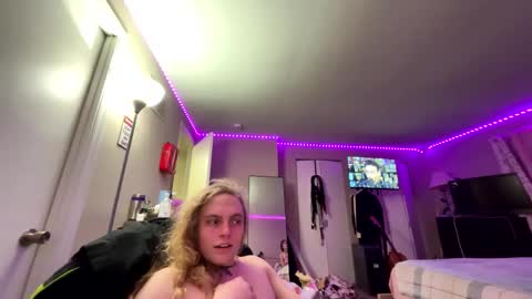 Snapshot of penutbuttajelllytime chatting on 03.16.26 Penutbuttajelllytime online show from 03.16.26