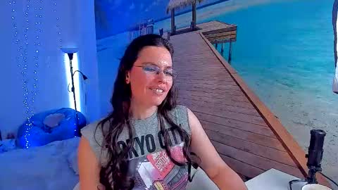 Snapshot of pepina_hot chatting on 11.22.25 pepina_hot online show from 11.22.25
