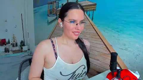 Snapshot of pepina_hot chatting on 01.06.26 pepina_hot online show from 01.06.26