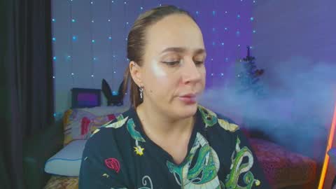 Snapshot of pepper_cat chatting on 12.31.24 Dia online show from 12.31.24