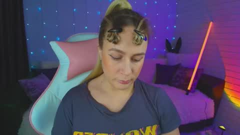 Snapshot of pepper_cat chatting on 02.09.25 Dia online show from 02.09.25