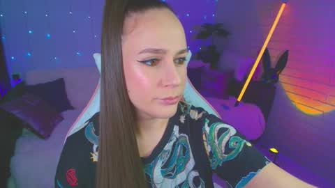 Snapshot of pepper_cat chatting on 10.15.25 Dia online show from 10.15.25