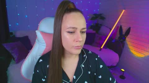 Snapshot of pepper_cat chatting on 10.26.25 Dia online show from 10.26.25