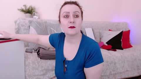 Snapshot of pepper_corn chatting on 12.05.25 Olga and Kirill online show from 12.05.25