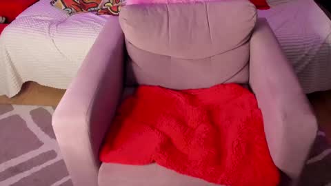 Olivia online show from 02.10.25