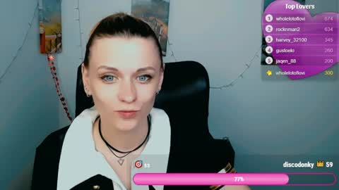 Mia online show from 04.21.26