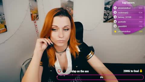 Mia online show from 04.29.26