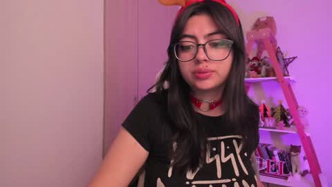 Sarah Ana Banana online show from 12.24.24