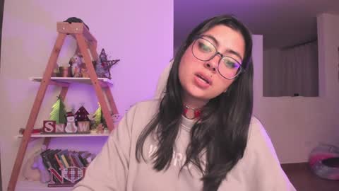 Sarah Ana Banana online show from 12.30.24