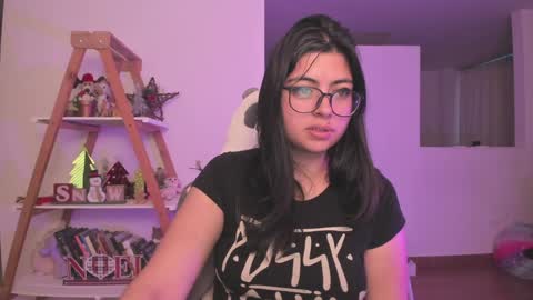 Sarah Ana Banana online show from 01.07.25