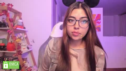 Sarah Ana Banana online show from 09.30.25