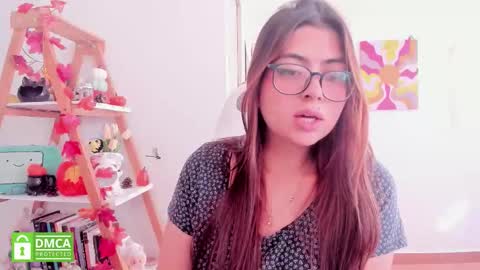 Sarah Ana Banana online show from 11.11.25