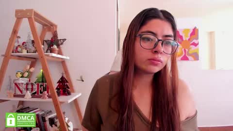 Sarah Ana Banana online show from 12.15.25