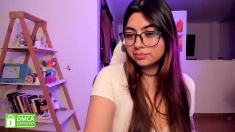 Sarah Ana Banana online show from 04.21.26