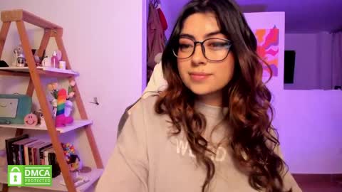 Sarah Ana Banana online show from 04.30.26