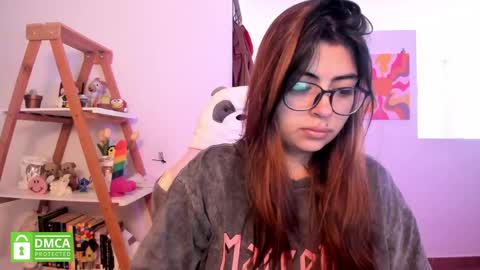 Sarah Ana Banana online show from 05.03.26