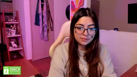 Sarah Ana Banana online show from 07.17.26