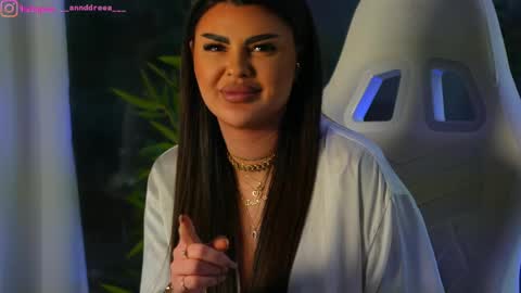 Dee online show from 12.05.24