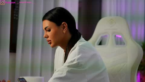 Dee online show from 03.13.26