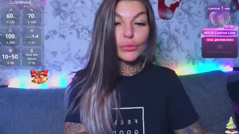 Snapshot of perfecttbaby77n chatting on 12.19.24 Anna online show from 12.19.24