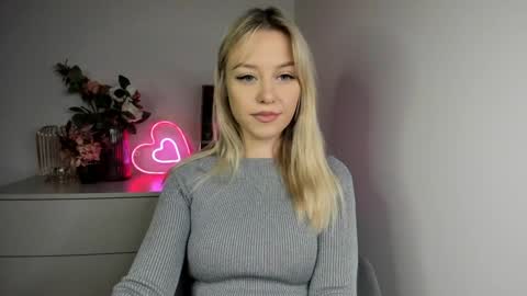 Snapshot of perfectxcindy chatting on 12.20.24 Cindy online show from 12.20.24