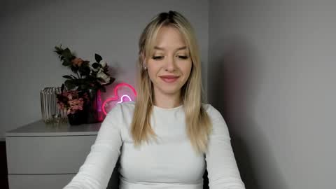 Snapshot of perfectxcindy chatting on 12.30.24 Cindy online show from 12.30.24